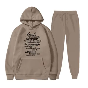 Tuta sportiva in felpa da uomo e donna con felpa con cappuccio e pantaloni stampati.