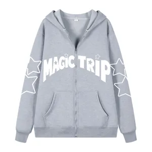 Sudadera gris con cremallera para hombre con estampado de letras y tejido cómodo.