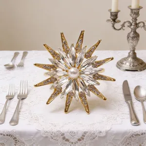 Rond de Serviette Tournesol en Métal Strass Plaqué Or Avec Perle Artificielle Boucle de Serviette Étoile de Luxe Européenne pour Décoration de Table de Banquet d'Hôtel