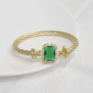 Retro 18K gold plated cable bracelet with emerald green rectangular zirconia crystal luxury.