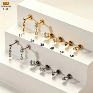 G23 Titan Labret Piercing Schmuck mit funkelnden Zirkoniasteinen und schicken Anhängern.
