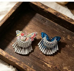 Ethnic butterfly tassel hair clips, Chinese retro embroidered side duckbill clips for Hanfu.