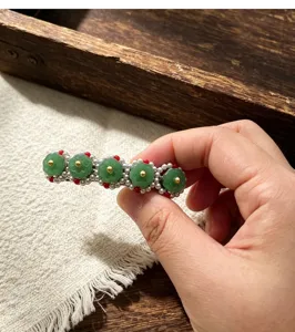 Fermaglio per capelli retrò cinese in finta giada con perle per abbigliamento tradizionale.