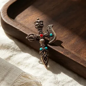 Spilla Tibetana Vajra Axe Vintage Stile Etnico in Lega di Zinco Con Strass Spilla di Moda Cultura Religiosa Accessori Per Abbigliamento