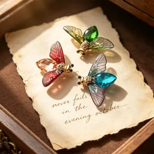 Vintage Bee Brooch For Women Transparent Gradient Cicada Wing Insect Pin Rhinestone Zinc Alloy Suit Coat Corsage Jewelry Accessory