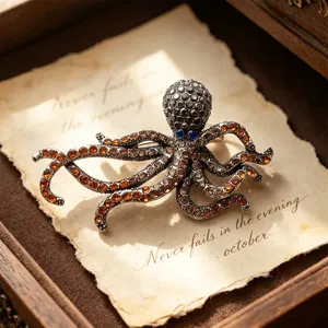 Vintage rhinestone octopus brooch pin luxury marine animal crystal suit coat jewelry accessory