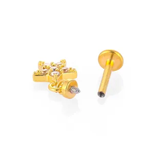 Edelstahl Stern Anhänger Labret Stecker mit Zirkonia für Piercing Schmuck im Detail gezeigt.