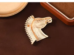 Vintage metal horse head brooch pin, elegant animal lapel pin for women coat and sweater.