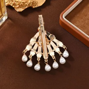 Classic Chinese style peacock feather hair clip with pearl tassels, elegant metal duckbill clip.