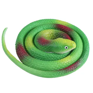 Serpente di gomma verde realistico, flessibile scherzo per spaventare uccelli e Pesce d'Aprile