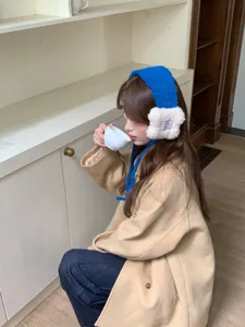 Korean winter plush earmuffs, cute warm knitted ear warmers for women outdoor windproof.