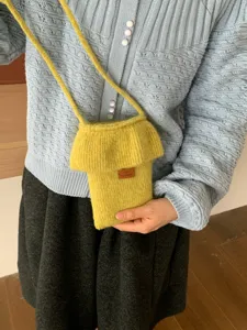 Vintage Gestrickt Handytasche Für Damen Rüschen Einfarbig Einzelner Riemen Kleine Umhängetasche Herbst Winter Casual Häkeln Stricker Handytäschchen