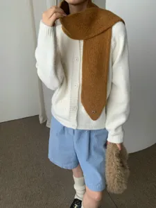 Elegantes koreanisches Wolldreieckstuch für Damen, warmer Herbst und Winter brauner Schal.