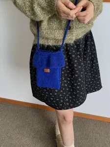 Damen Herbst Winter blaue Knitted Umhängetasche süße Rüschen Schulter kleine Handytasche