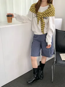 Korean style striped knitted triangular scarf shawl women fashion versatile outerwear accessory.