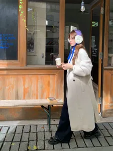 Modische gestreifte Strick Ohrenschuetzer Winter warme Lammwolle Ohrenwaermer fuer Damen