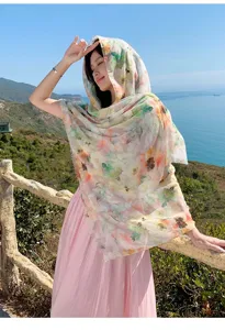 Leichtes blumiges Sommer Strand Tuch Sonnenschutz Kopftuch elegante Blumen Schal fuer Damen