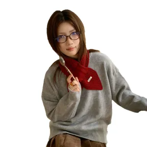 Koreanischer hohler Strick-Kreuzschal Damen Herbst Winter warmer roter Halswärmer