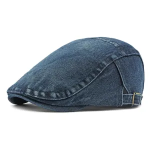 Klassische gewaschene Jeans-Flatcap mit seitlicher Metallschnalle im britischen Retro-Stil.