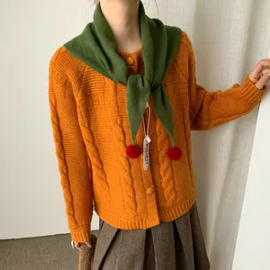 Sciarpa triangolare in lana verde con pon pon rossi da donna, calda mantella invernale.