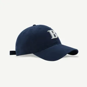 Dunkelblaue Baseballkappe mit weißem gestickten Buchstaben B stilvoller Freizeithut für Damen