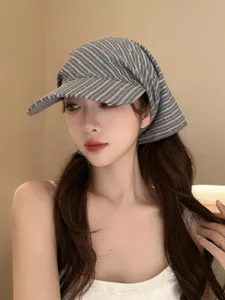 Gorra de béisbol a rayas vintage con pañuelo para mujeres, elegante sombrero de sol.