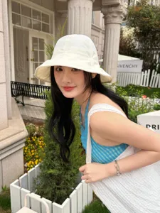 Lightweight breathable sun protection bucket hat for women, Korean style summer quick-dry cap.
