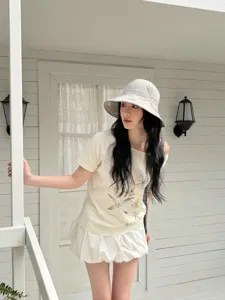 Lightweight breathable sun protection bucket hat for women, ideal for summer outdoor wear.