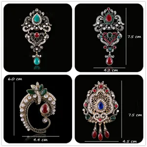 Vintage baroque rhinestone brooch pin for women elegant crystal clothing accessories detail