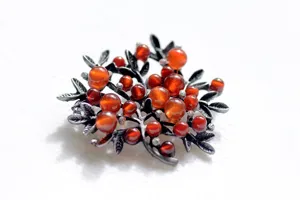 Vintage natural stone brooch branch design elegant red bead sweater scarf accessory