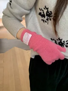 Koreanische Woll-Warmhandschuhe Detailansicht, rosa Strick Touchscreen Handschuhe Damen.