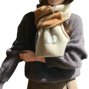 Koreanischer Woll-Farbblock-Strickschal für Damen, warmer Winter-Modeaccessoire.