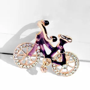 Vintage Alloy Rhinestone Bicycle Brooch Pin Electroplated Enamel Cute Bike Lapel Pin Badge For Clothes Hat Bags Unisex Jewelry Accessories