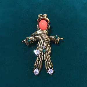 Vintage scarecrow brooch for women coat shawl pin creative antique gold alloy jewelry accessory