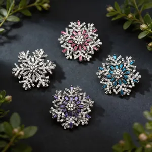 Rotierende Schneeflocke Brosche Zinklegierung Strass Eingelegt Kristall Pin Für Anzug Mantel Vintage Schmuck Geschenk