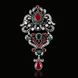 Vintage baroque rhinestone brooch for women elegant crystal clothing corsage accessory