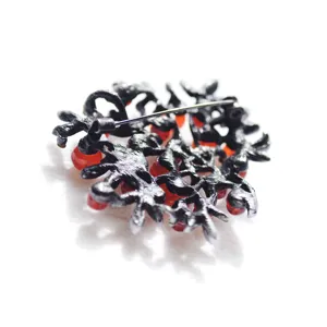 Vintage natural stone brooch high end European fashion branch sweater corsage accessory.