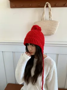 Gorro de punto estilo coreano con pompón y orejeras, gorro de lana cálido para invierno.
