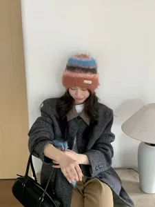 Set berretto in maglia soffice e guanti stile coreano, cappello di lana caldo invernale.
