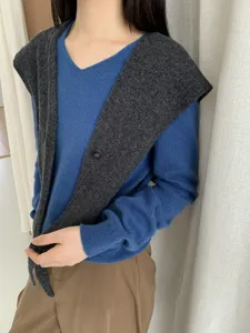 Korean style pure wool button cross pointed shawl with blue V-neck knit sweater outerwear.