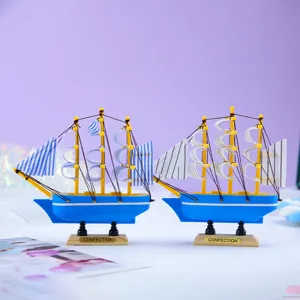 Holz Segelboot Modell Tischdekoration blau weiß gestreiftes kreatives Geschenk Ornament