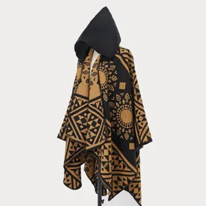 Inverno nuovo elegante cappotto con cappuccio fenduto vintage donna scialle caldo moda strada.