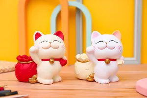 Lucky cat resin money box pencil holder cute desktop storage ornament for home decoration.