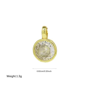 Ciondolo charm rotondo in zircone dorato, accessorio per gioielli DIY minimalista 0.82cm.
