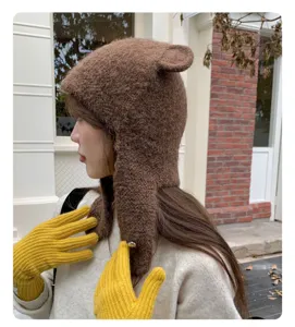 Süße Bärenohr Plüsch Strickmütze für Damen, weiche warme Winter Mütze aus kuscheligem Material.