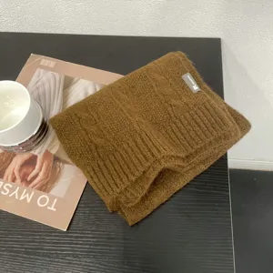 Écharpe en tricot torsadé marron confortable, accessoire d'hiver chaud et épais pour hommes femmes