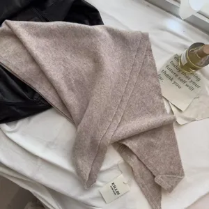 Pure wool triangular scarf shawl for women, autumn and winter warm knitted outer neckerchief.