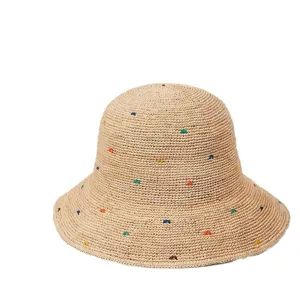 Sommer faltbarer handgemachter Bast Strohhut für Damen mit breiter Krempe und Sonnenschutz.