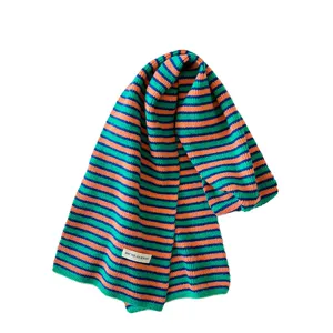 Écharpe en tricot rayé coloré pour femme, écharpe d'hiver chaude et douce, style mode.