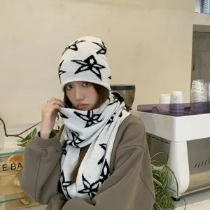 Conjunto de gorro y bufanda de punto de invierno estilo coreano con diseño de estrella cálido.